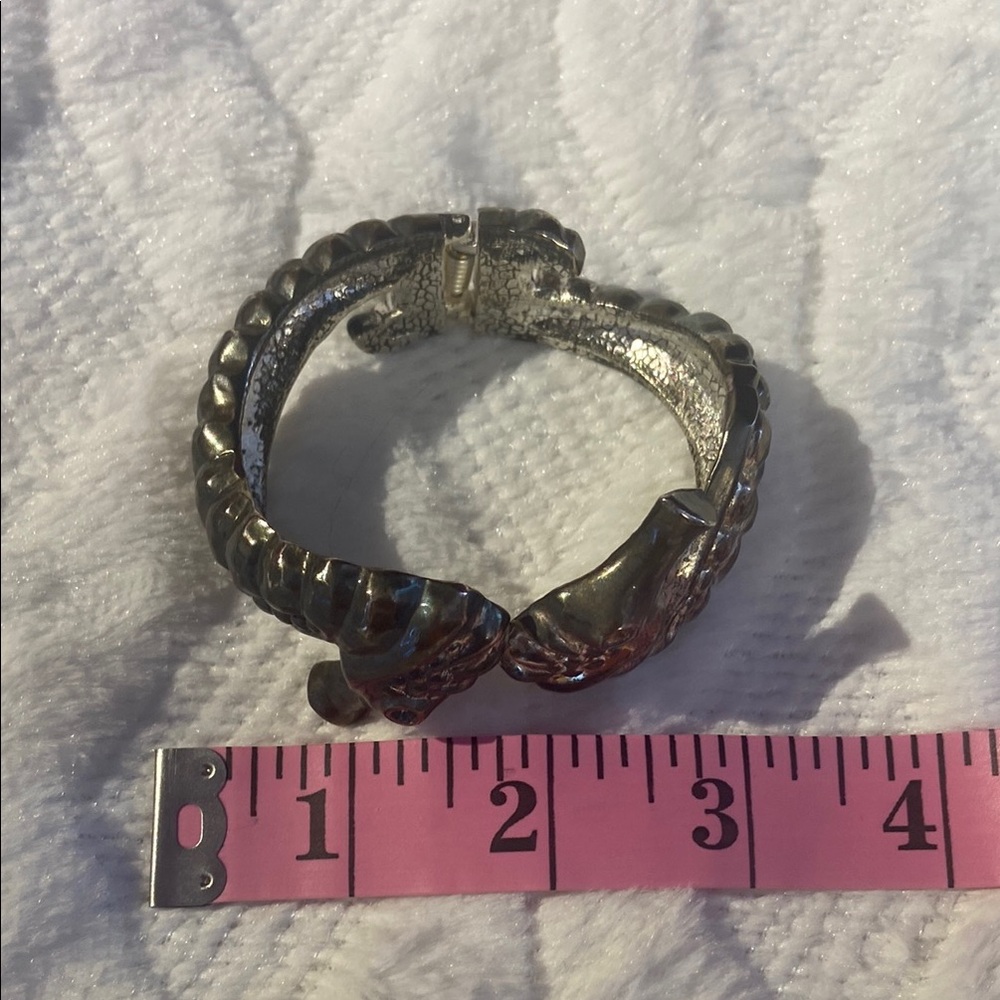 Seahorse Bracelet - Picture 2 of 11